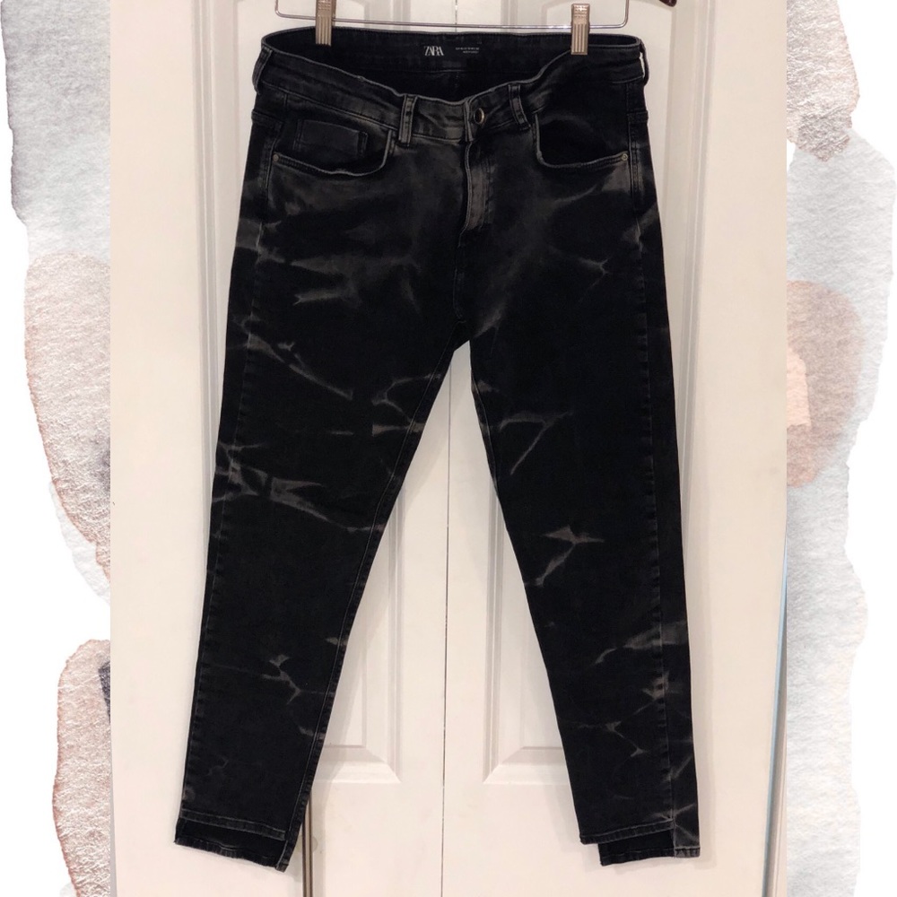 ZARA Lightening Strike Skinny Ankle Jeans